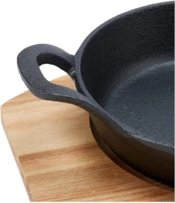 Pyrolux Pyrocast Cast Iron Round Gratin W Maple Tray -Stanley Shop 4264487271cfdee489cb4b197149d39e