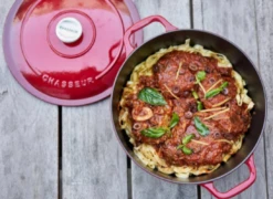 Round French Oven - Bordeaux Red -Stanley Shop 600f0c4a9b4e1a69581669153801ddcb 1800x1800 b5d4102f e610 4585 a382 59dbb819027c