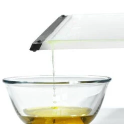 OXO Good Grips Prep Cutting Board 13 OXO Good Grips Prep Cutting Board -Stanley Shop OXO Good Grips Prep Cutting Board 27X19X1cm 8 2000px