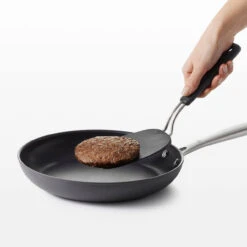 Oxo Good Grips Nylon Flexible Turner Large Black -Stanley Shop d0fbb943e6fa4fa8a4a8bdff527aef99